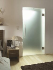Glaserei Mueller – Glastür im Schlafzimmer
